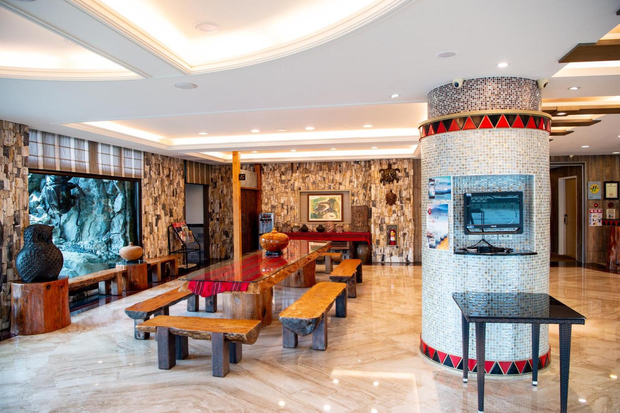 Classic Hotel Shvatan Nantou Exterior foto