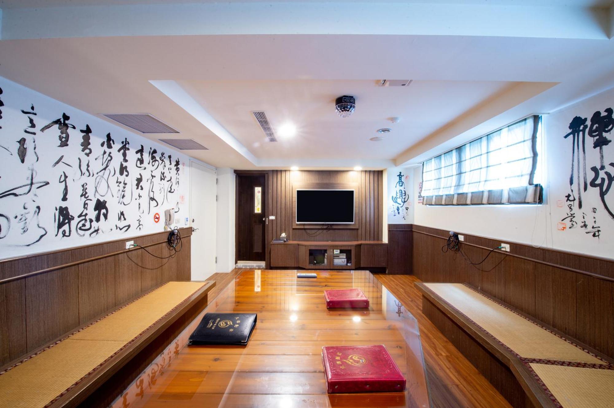 Classic Hotel Shvatan Nantou Exterior foto